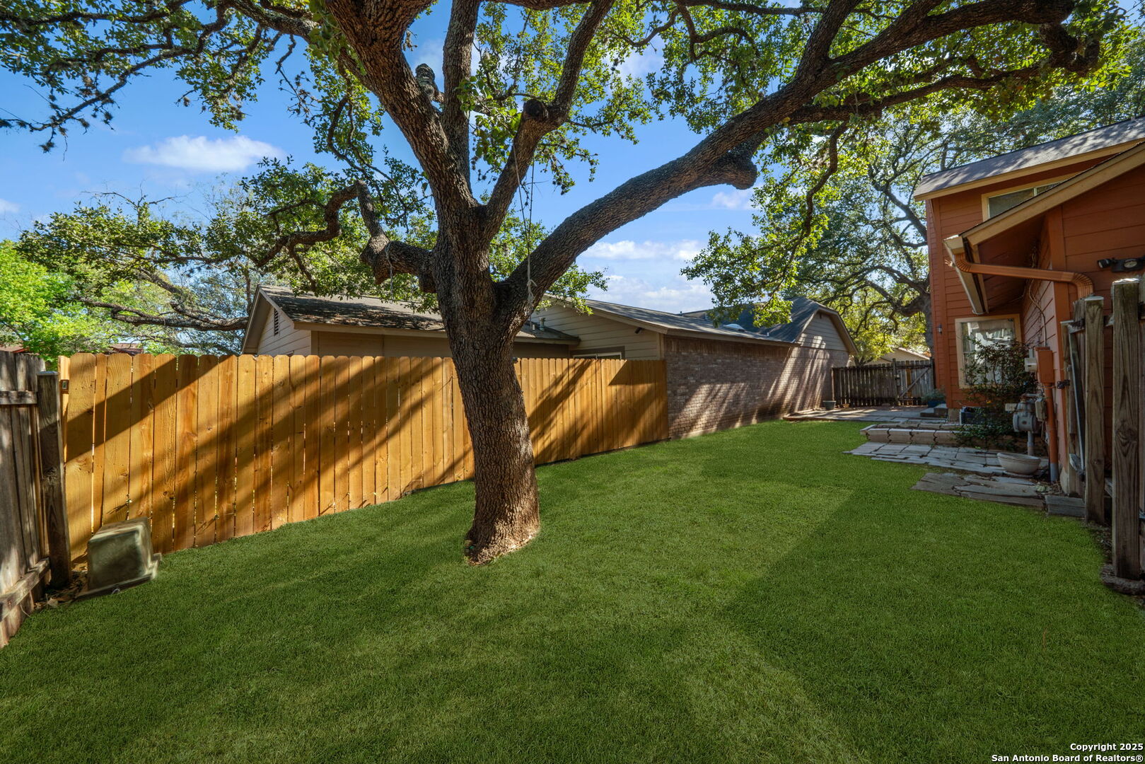 13610 Forest Rock