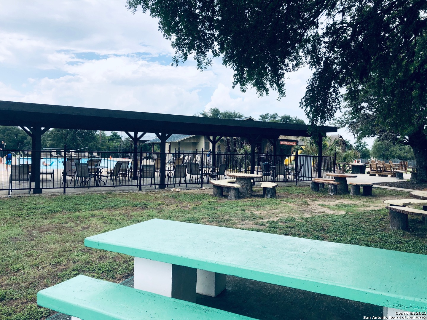 21N WHARTONS DOCK RD