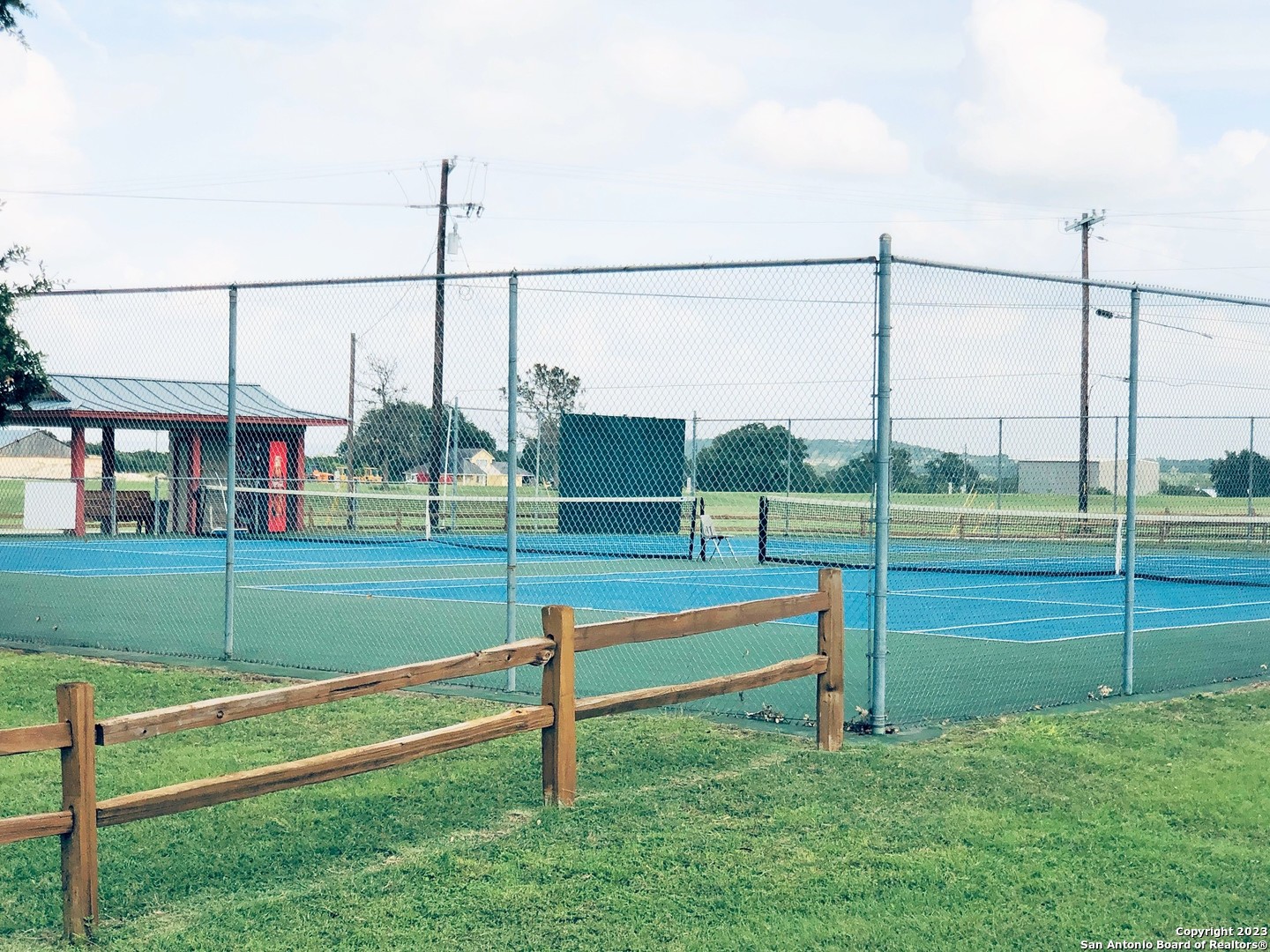 21N WHARTONS DOCK RD