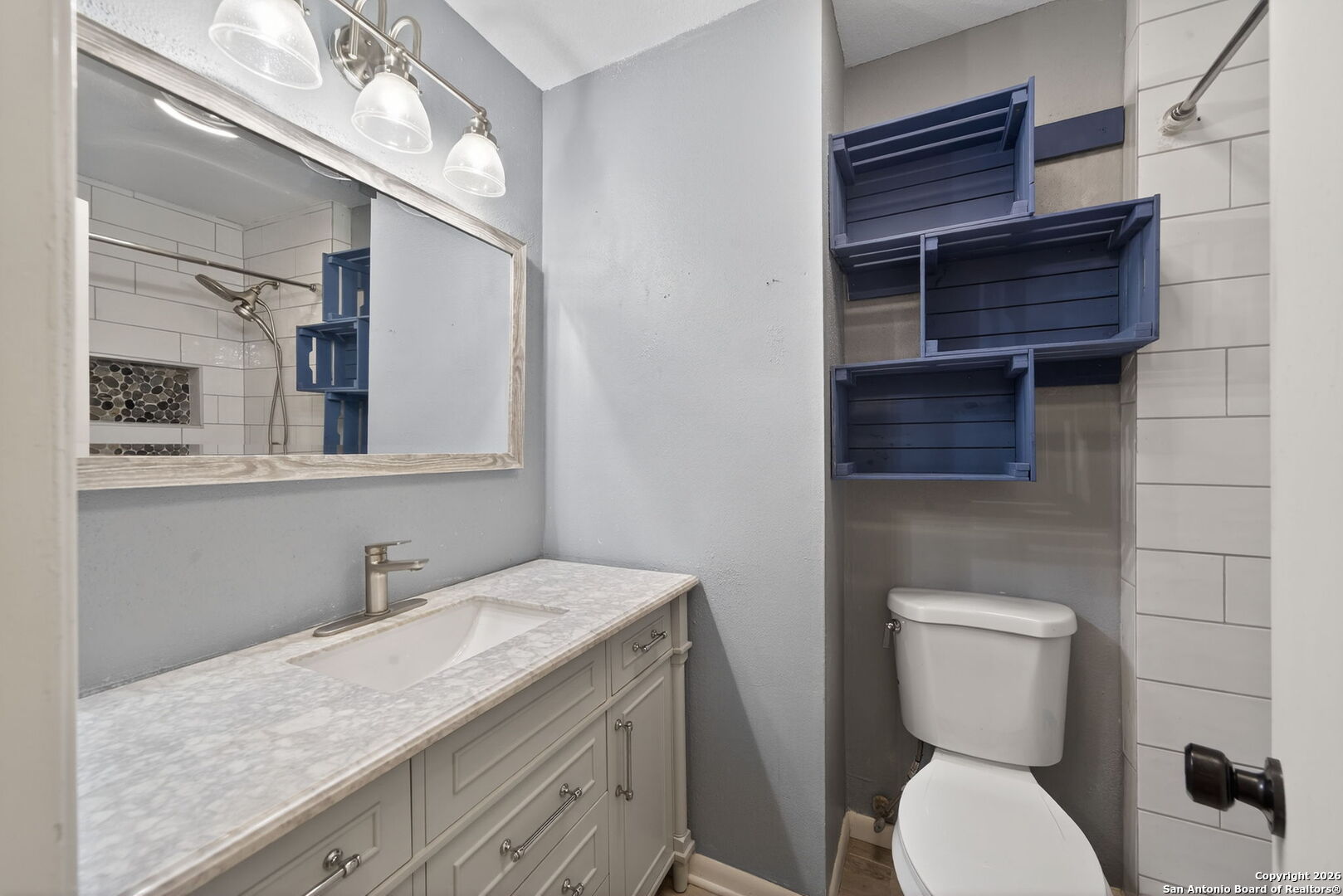 2415 Moss Terrace