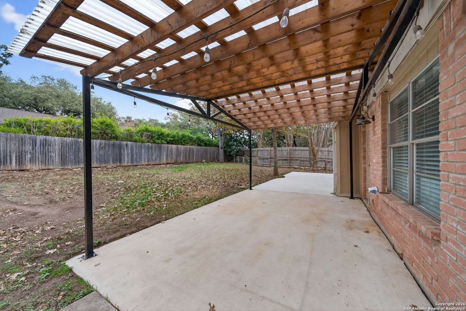 2415 Moss Terrace