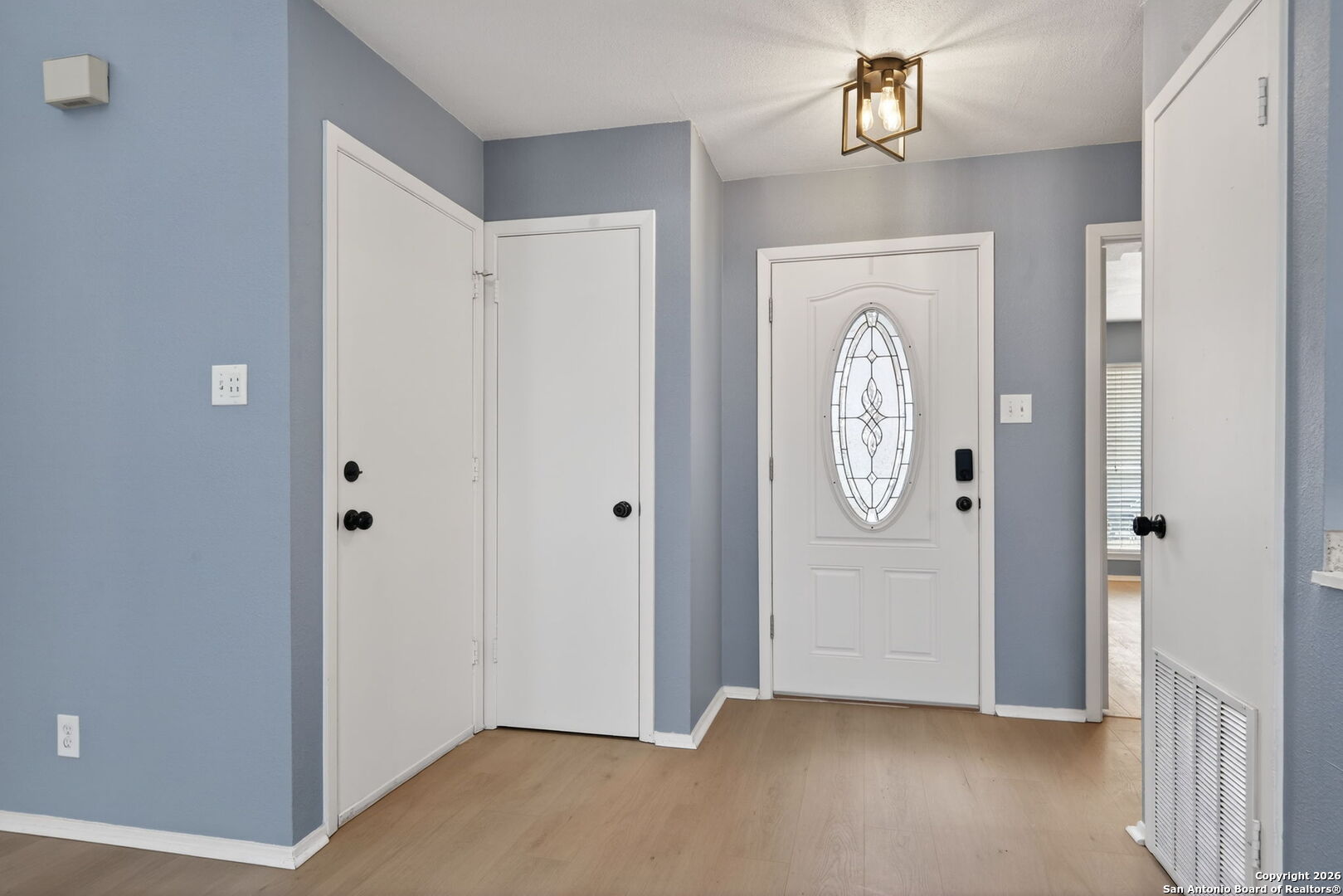 2415 Moss Terrace