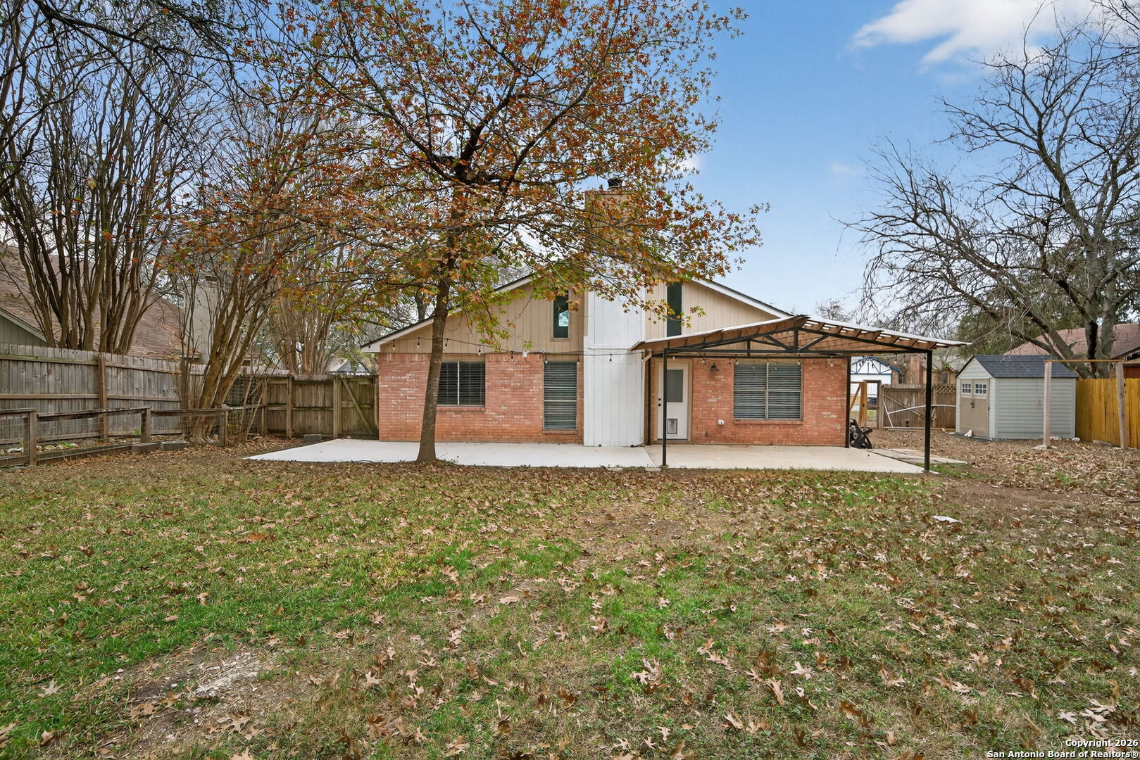 2415 Moss Terrace