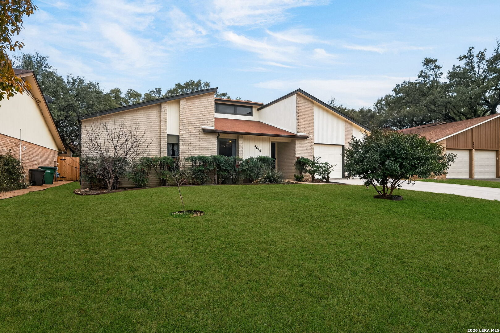 4610 Green Acres Woods