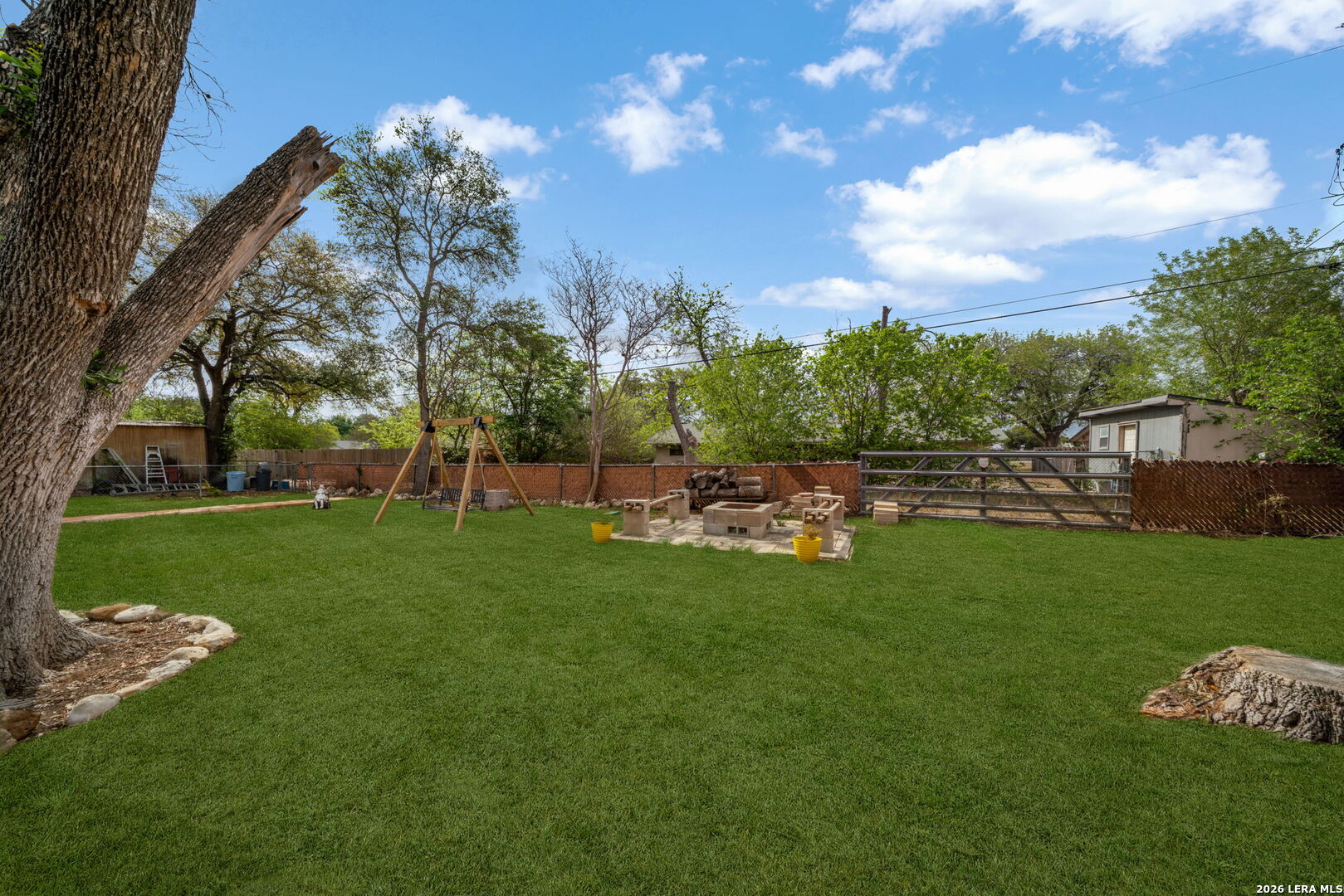 450 SPACEWAY DR