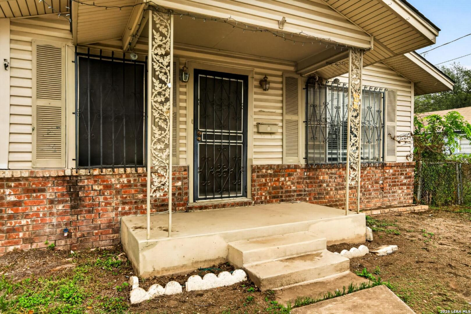 257 BANK ST