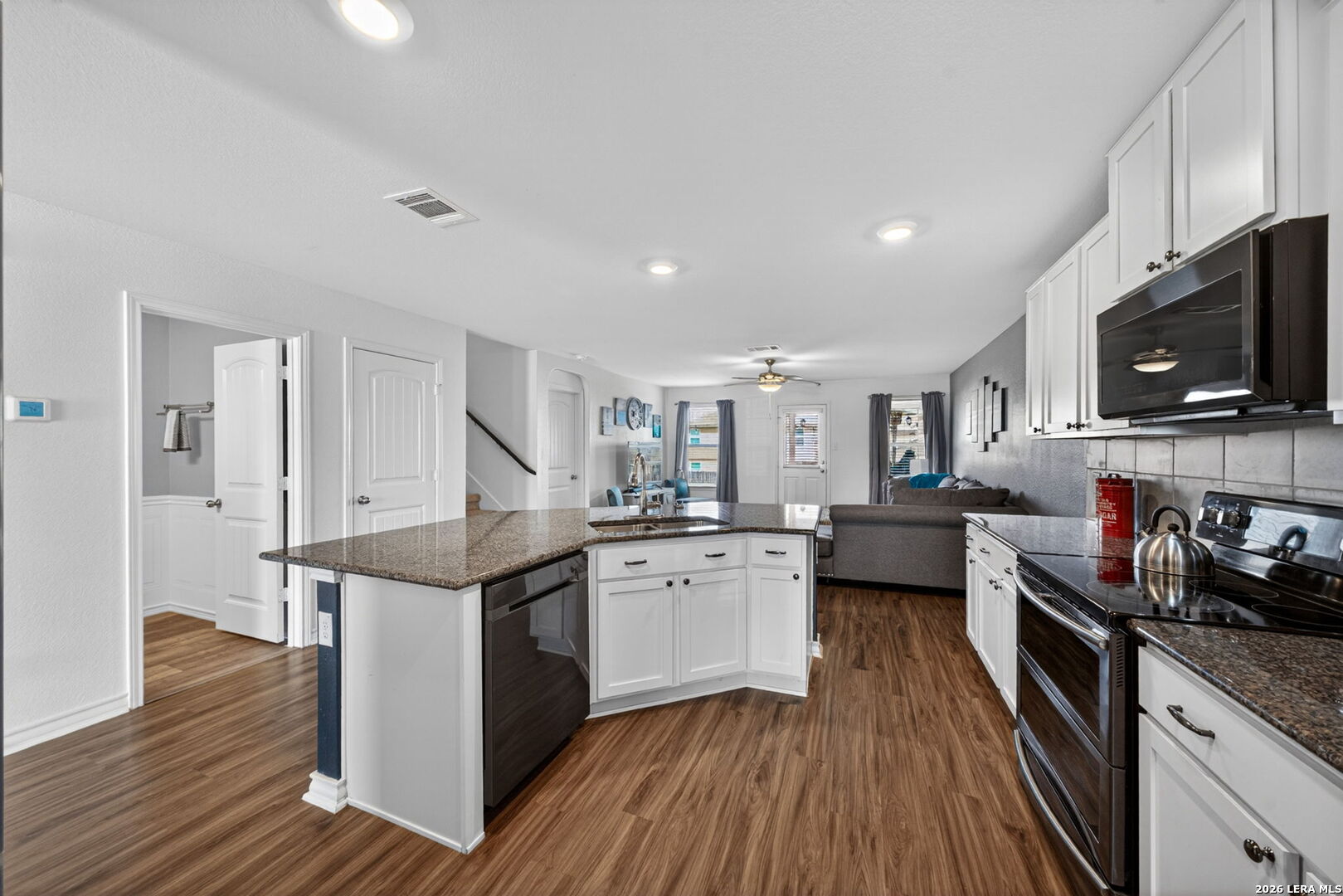 6434 Encore Oaks