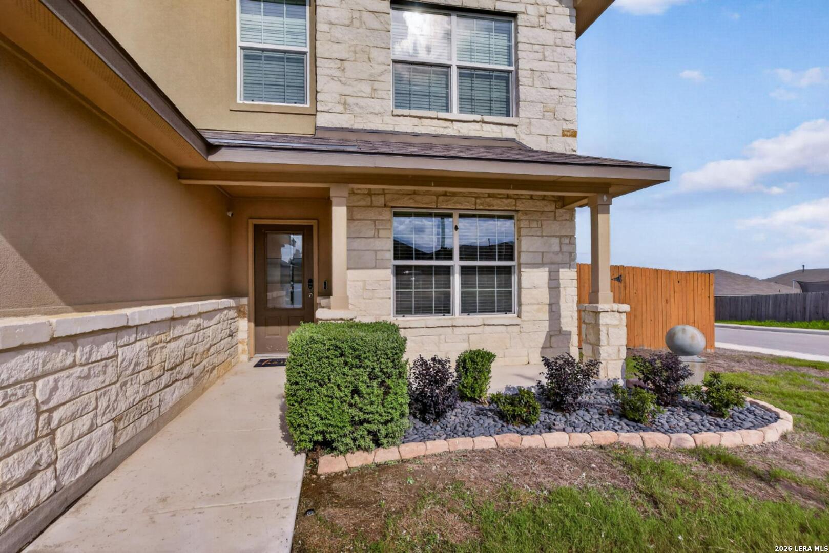 6434 Encore Oaks