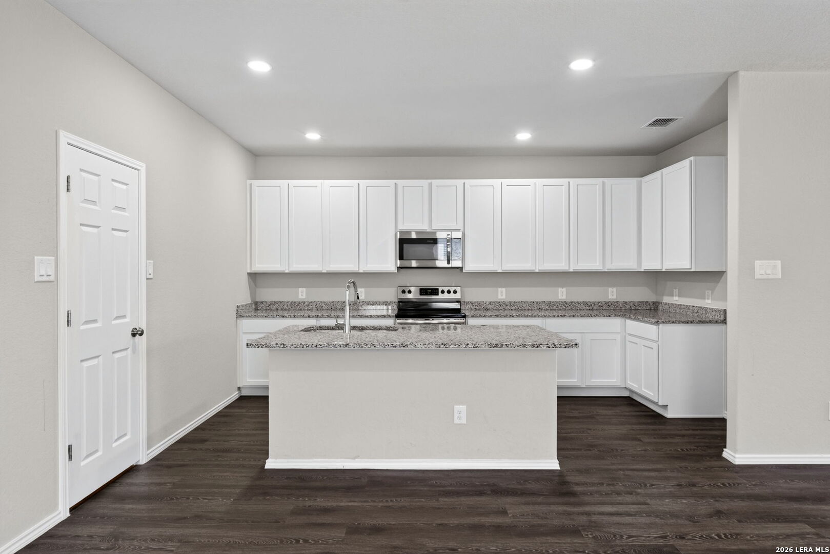3239 Farm Oak