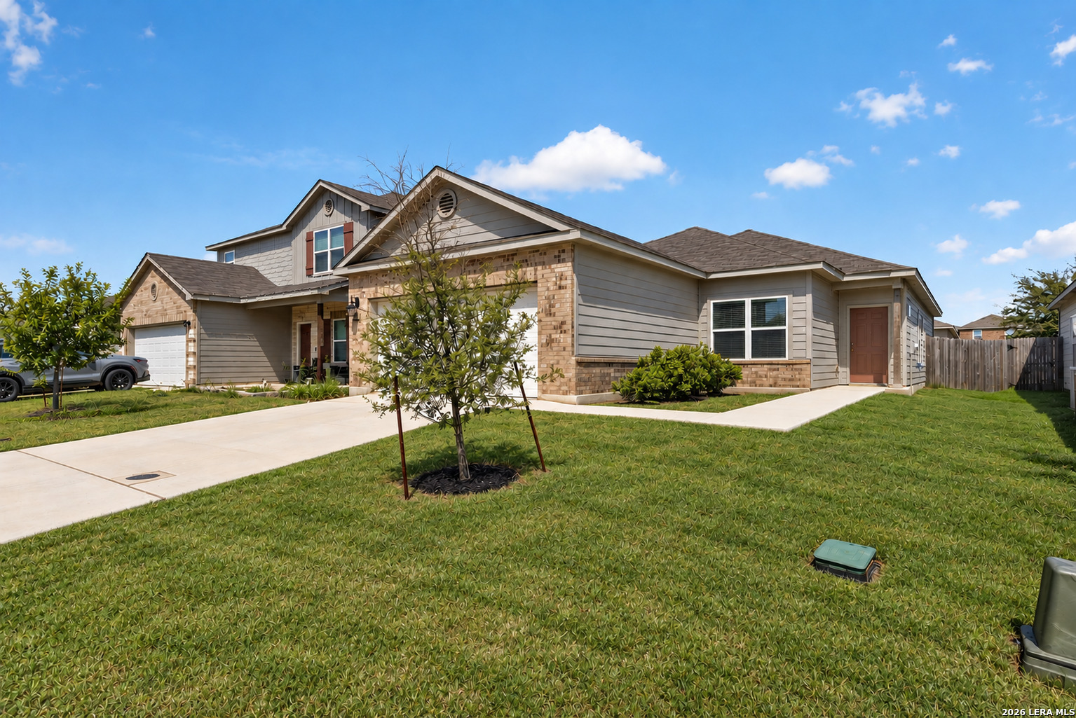 3239 Farm Oak