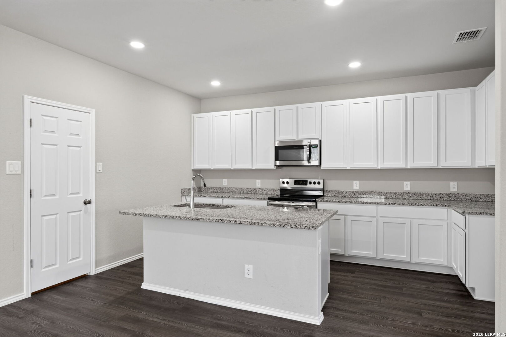 3239 Farm Oak