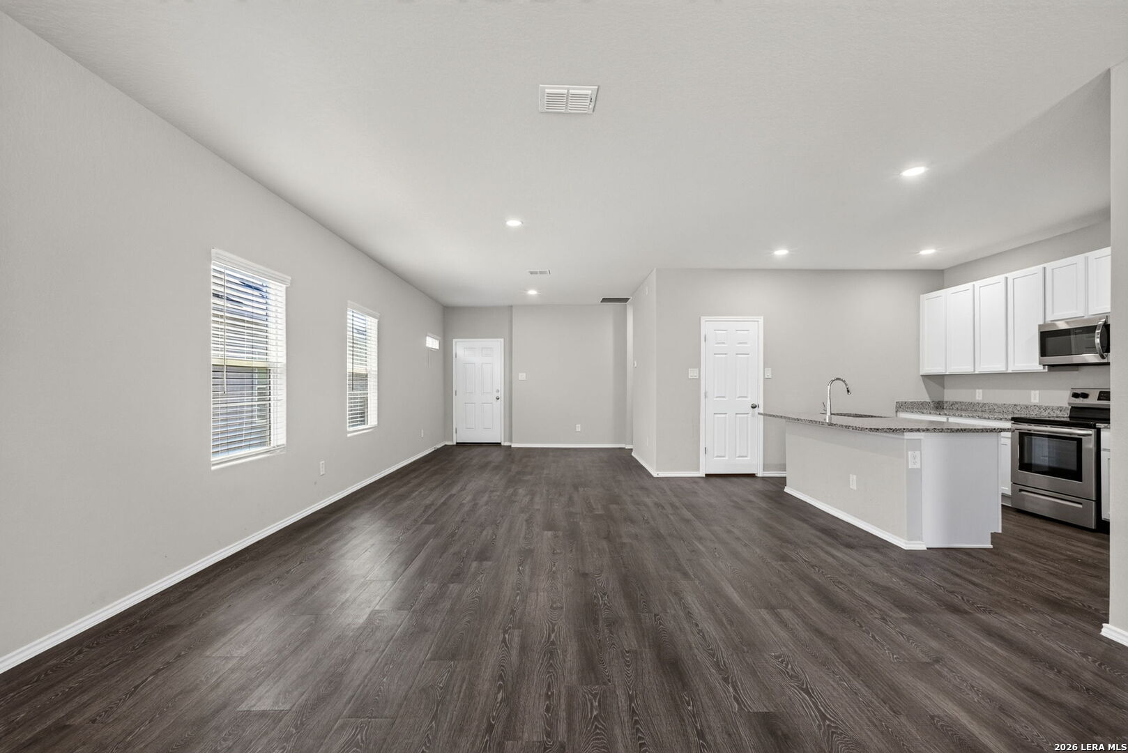 3239 Farm Oak
