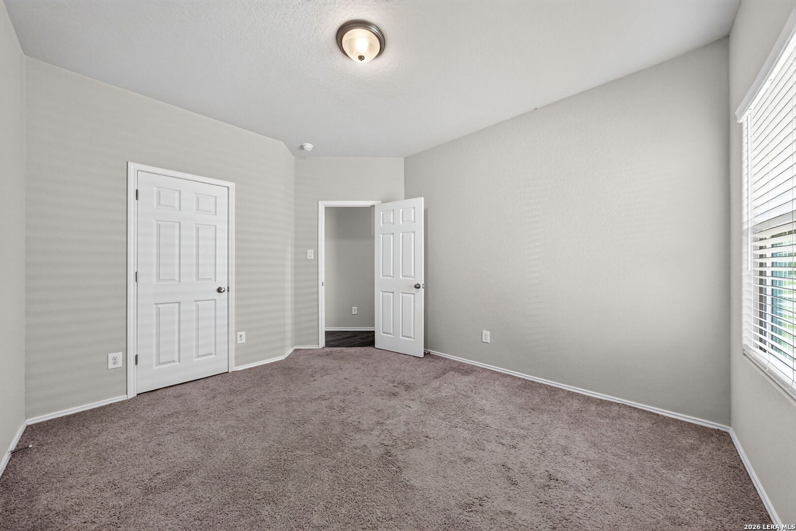 3239 Farm Oak