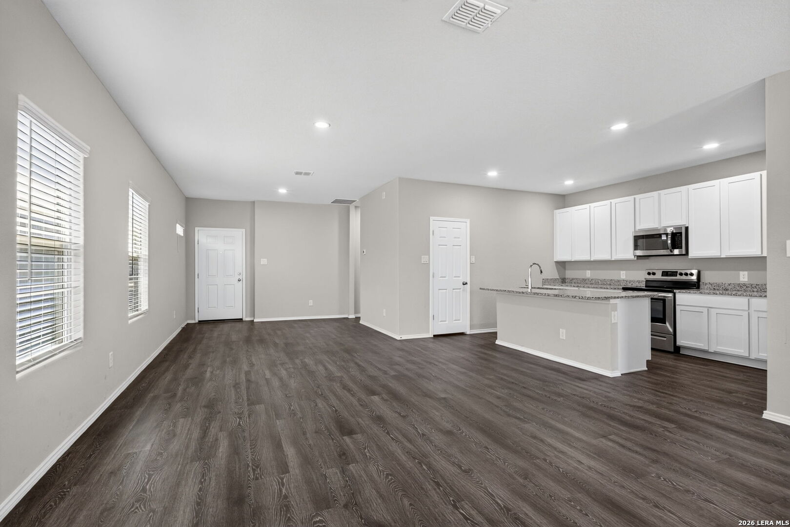 3239 Farm Oak