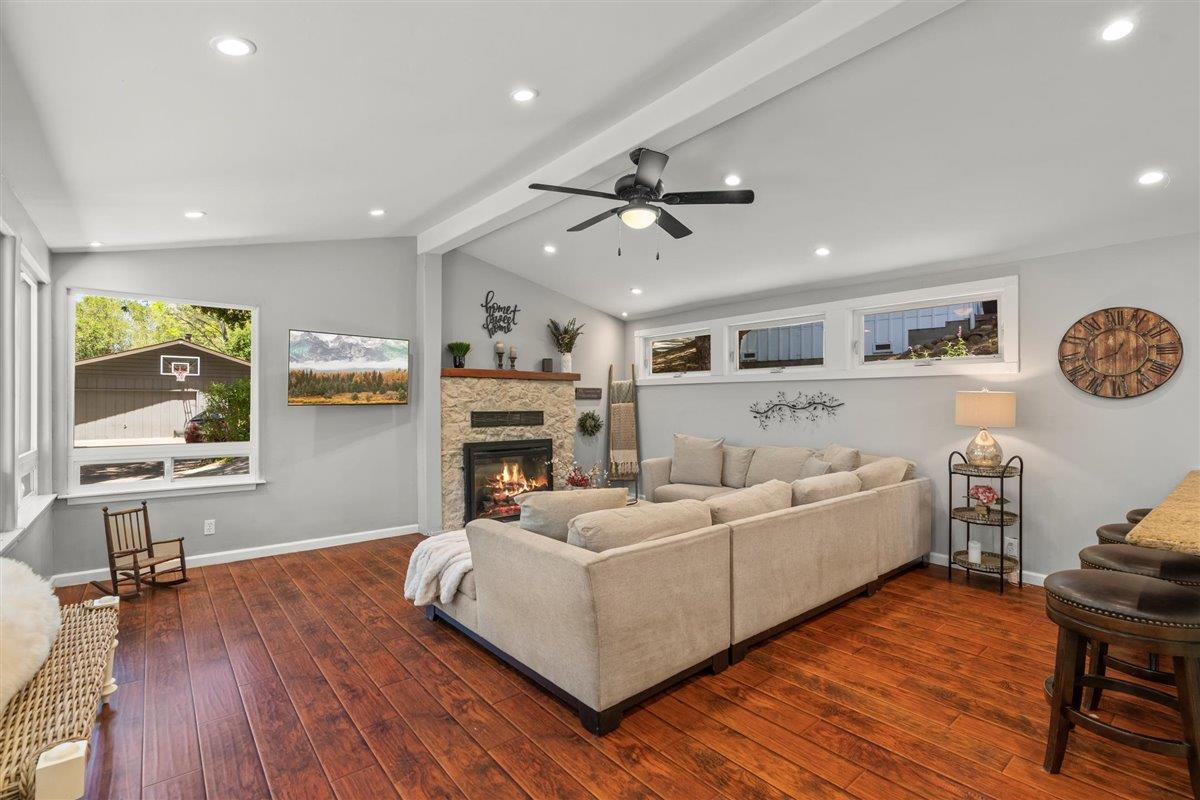 505 Navarra DR