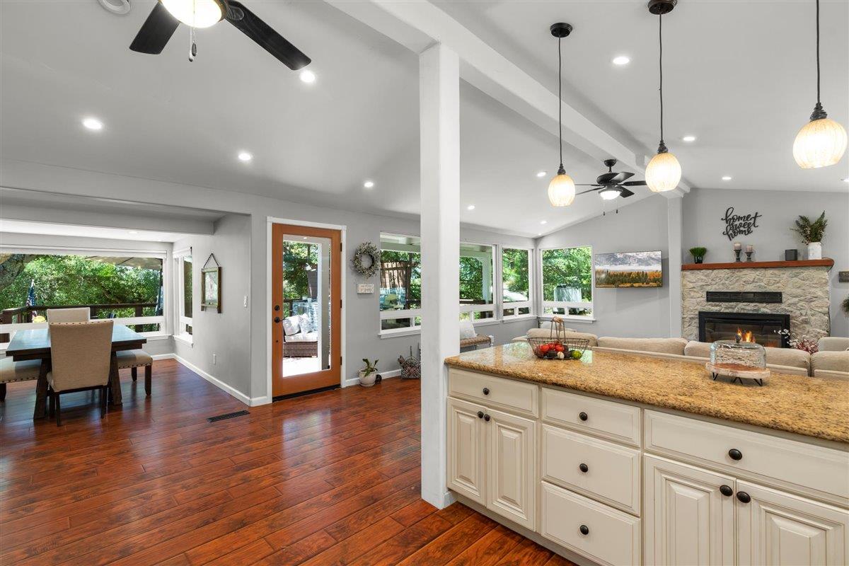 505 Navarra DR