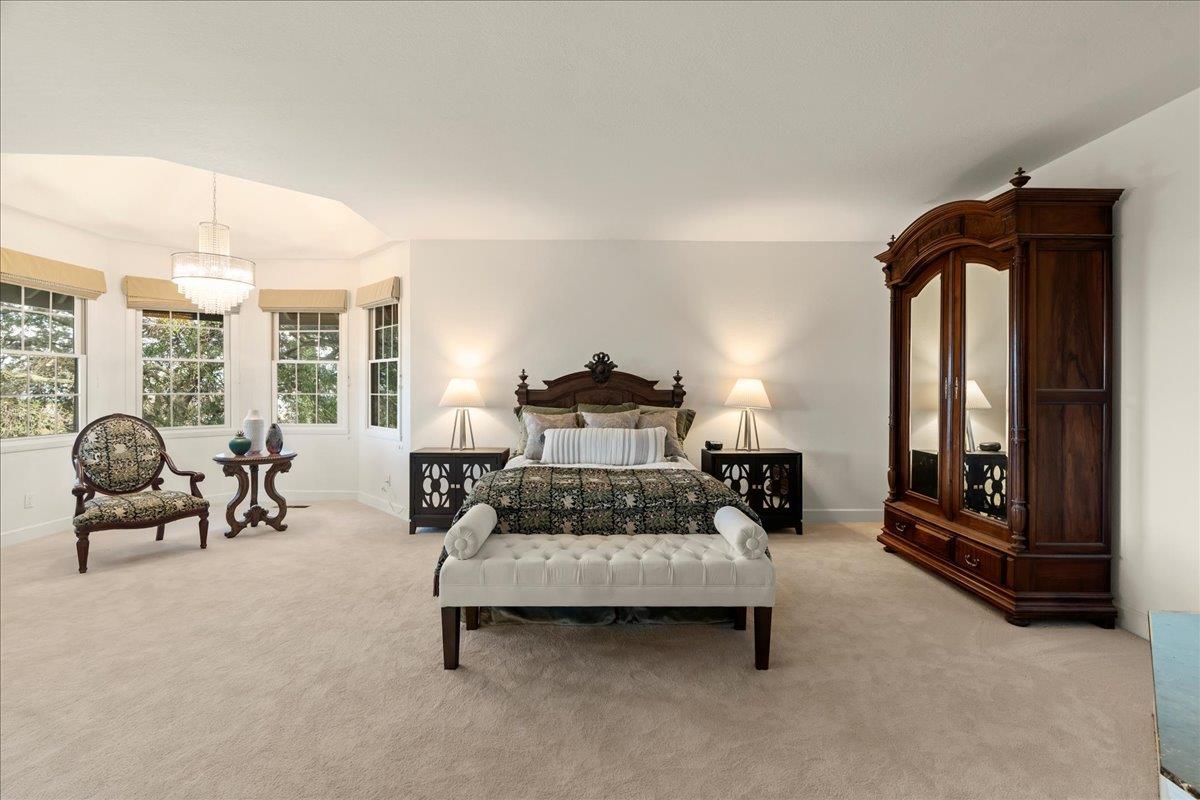490 Santa Rosa DR