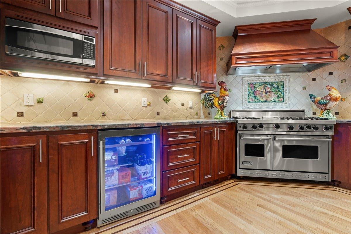 490 Santa Rosa DR