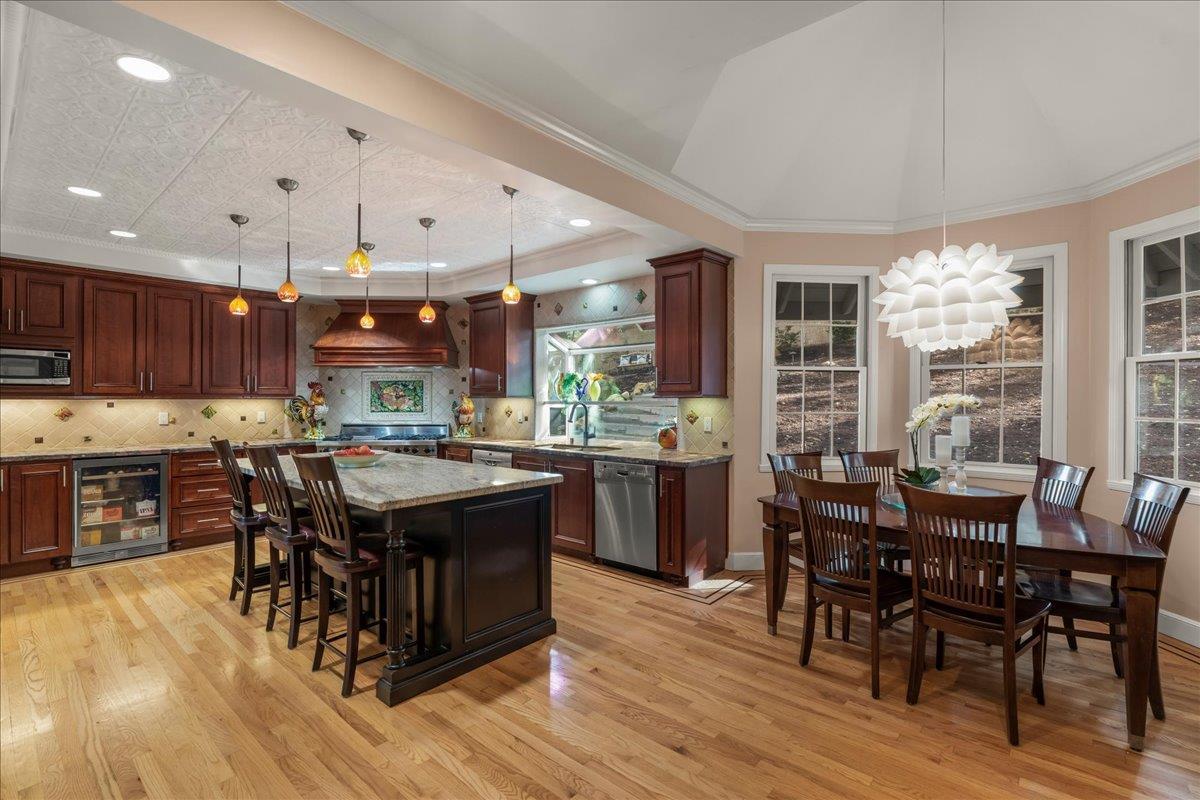 490 Santa Rosa DR