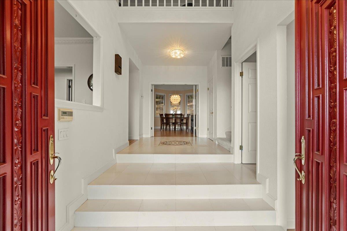 490 Santa Rosa DR