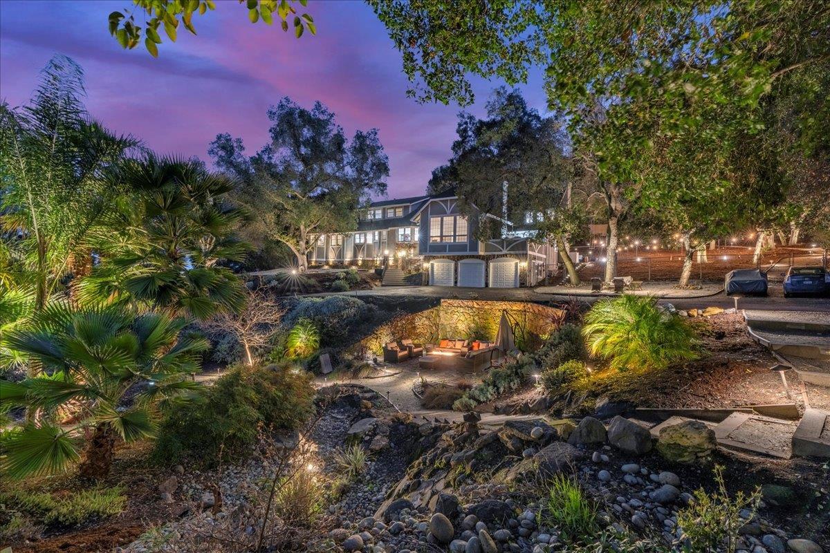 490 Santa Rosa DR