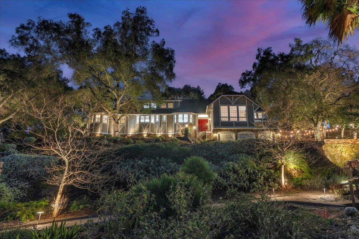 490 Santa Rosa DR