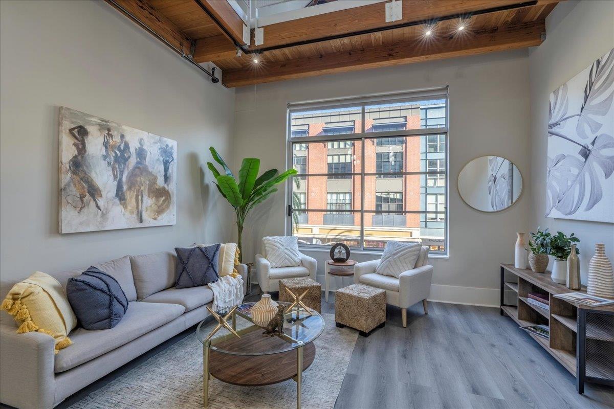 333 Santana Row 239