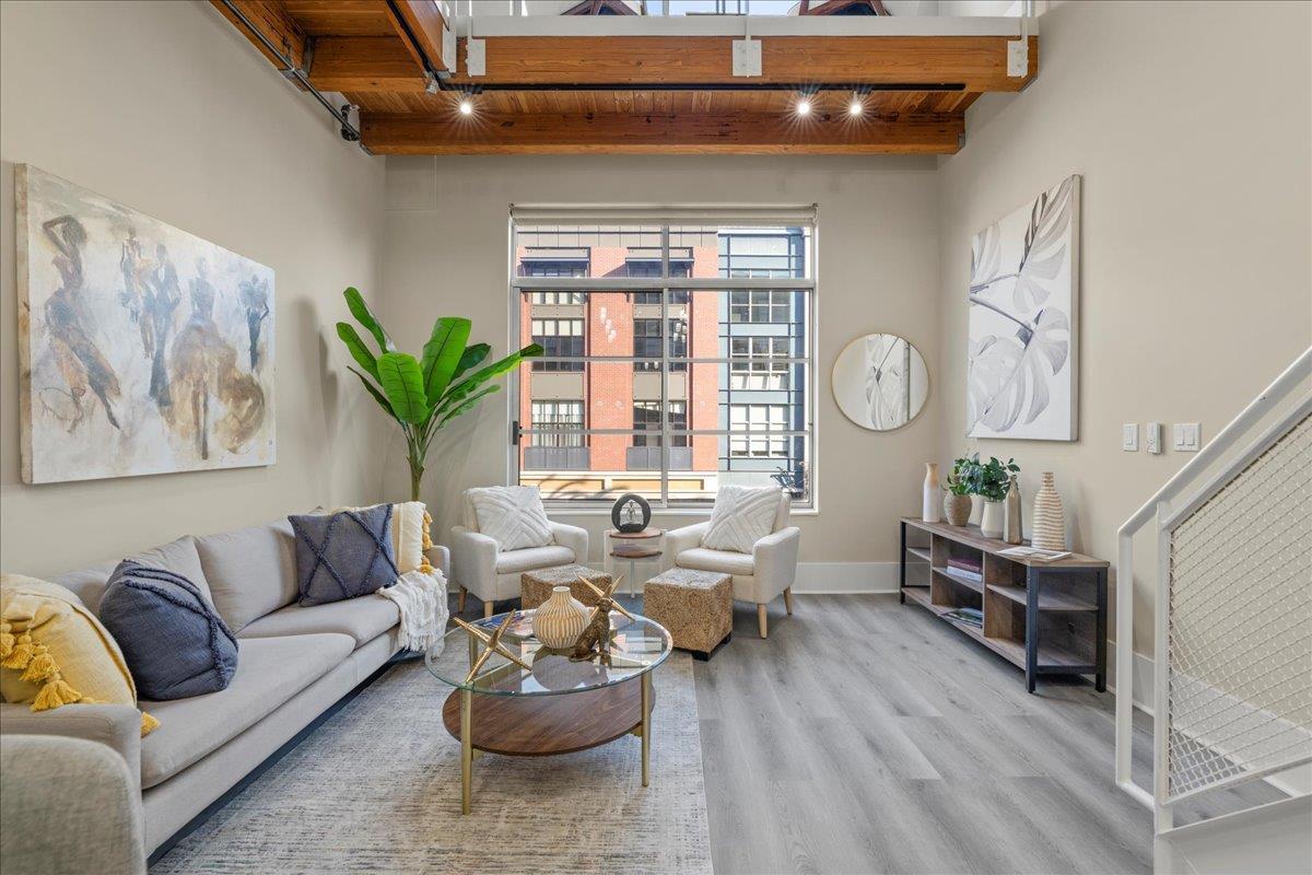 333 Santana Row 239