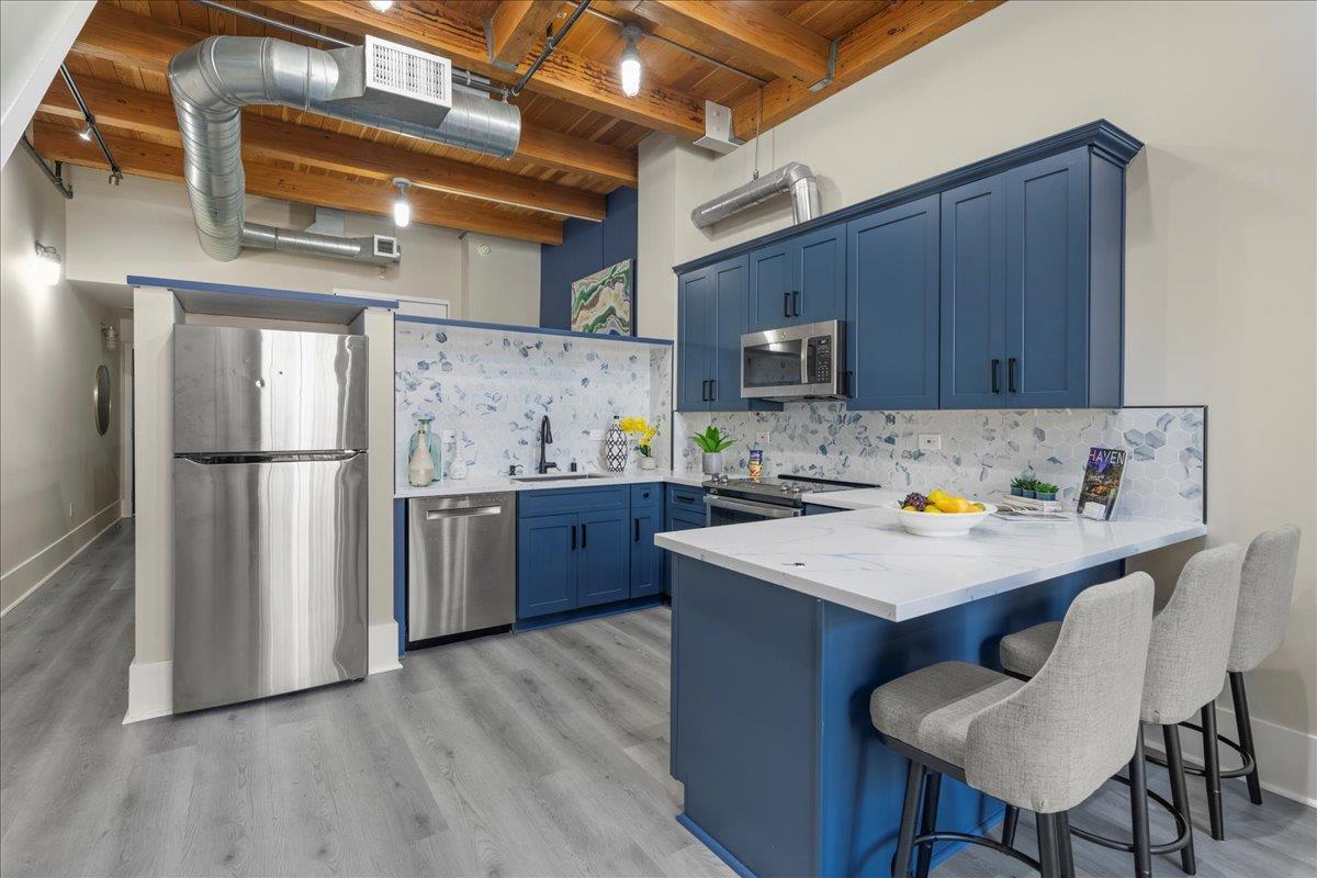 333 Santana Row 239