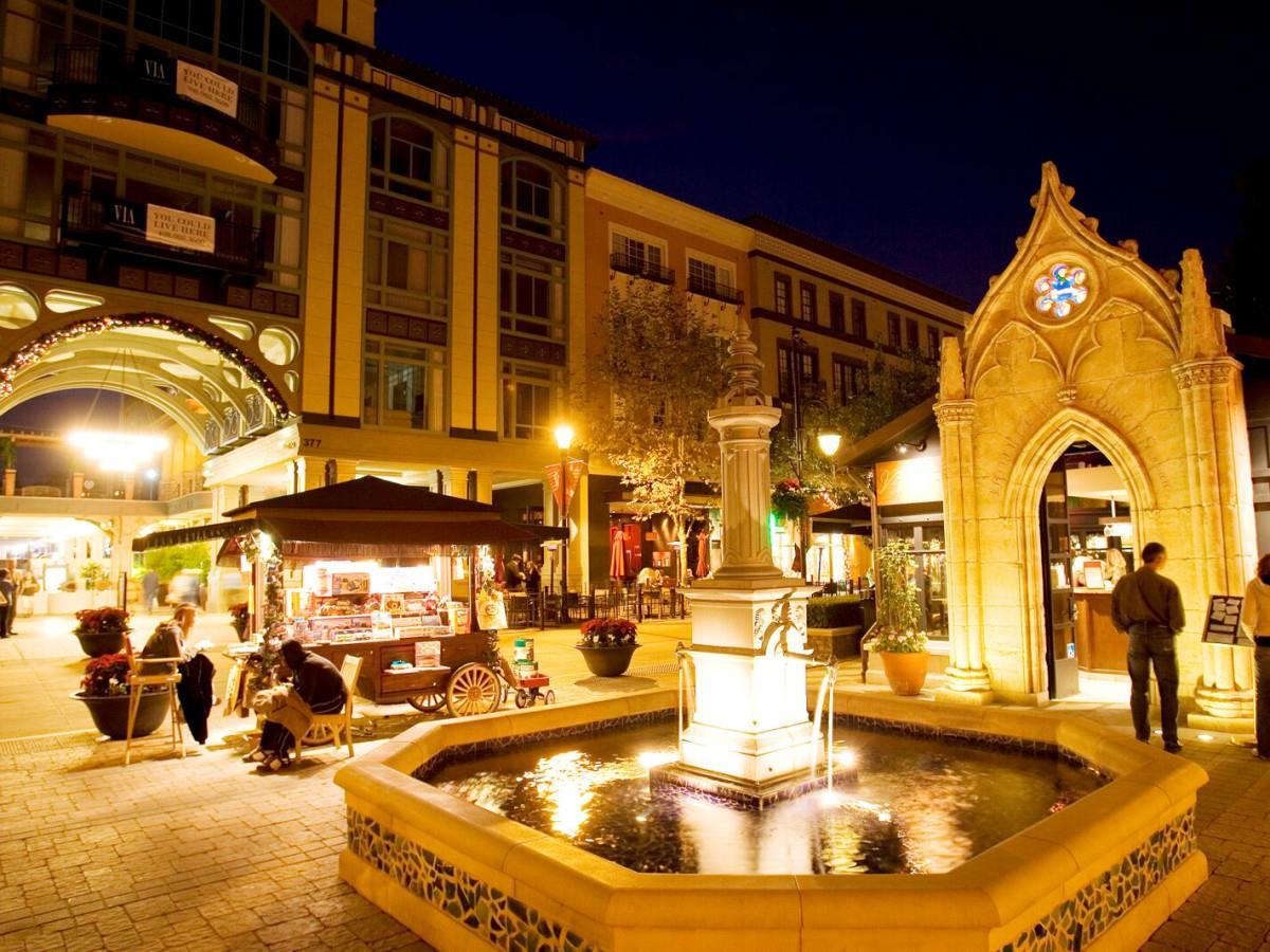 333 Santana Row 239