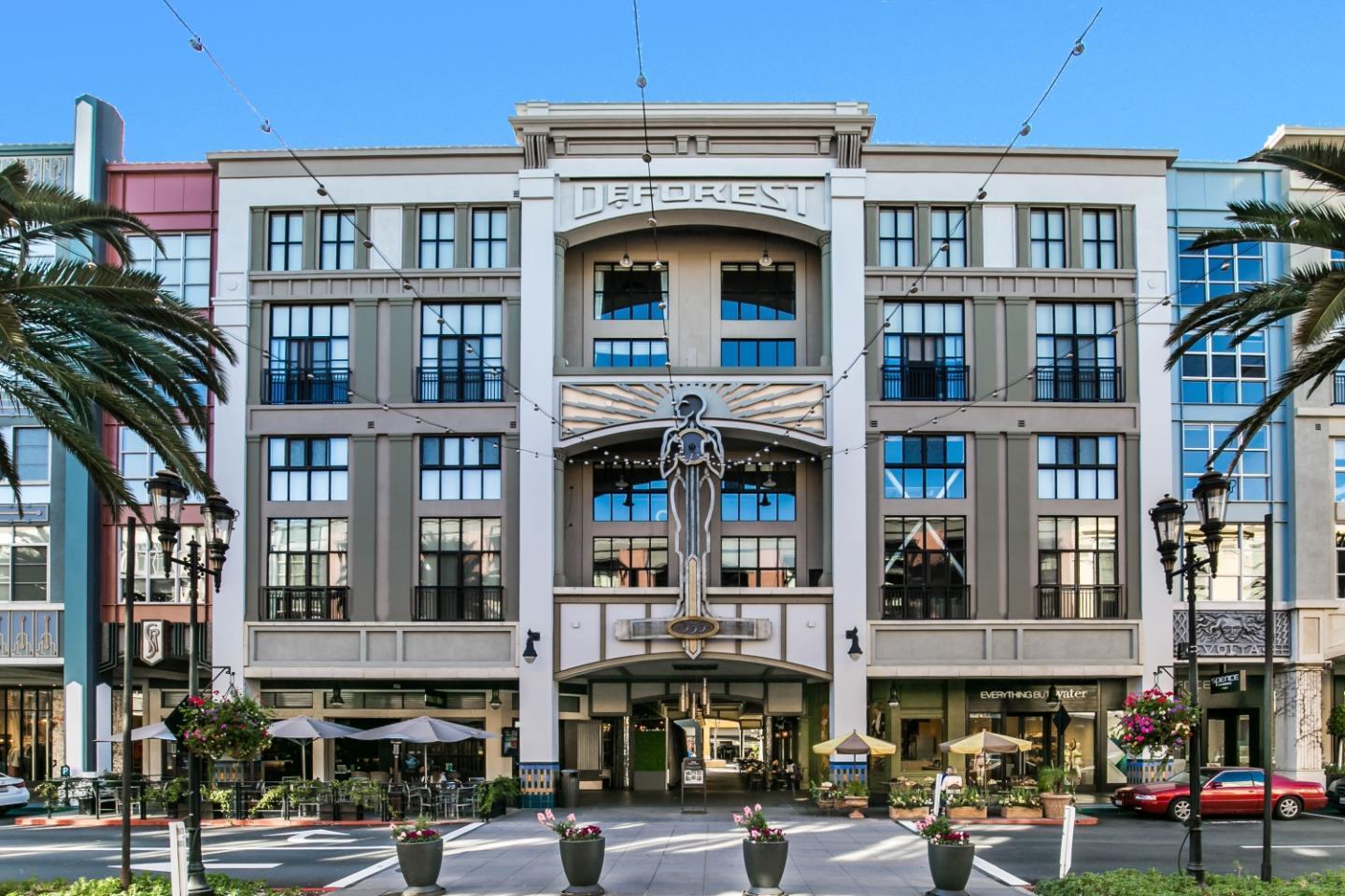 333 Santana Row 239