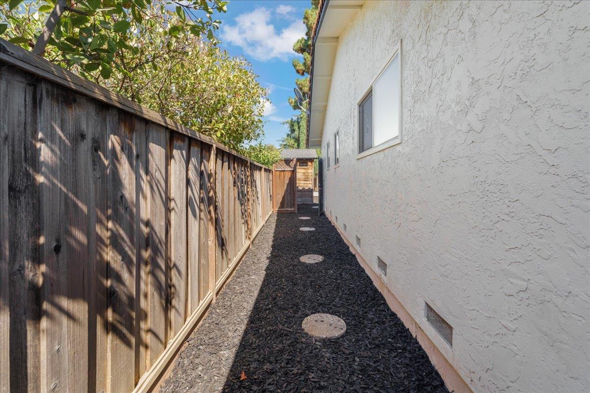 5868 Sentinel Street