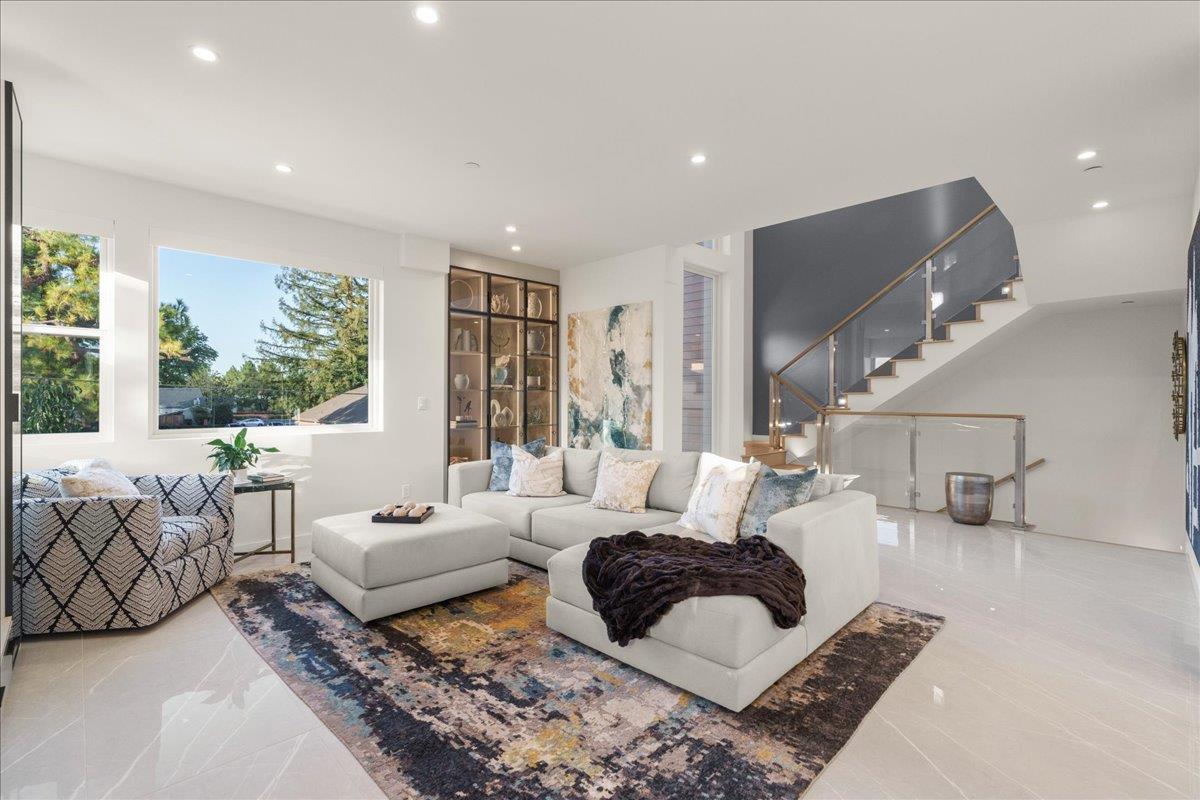 22540 Stevens Creek Boulevard