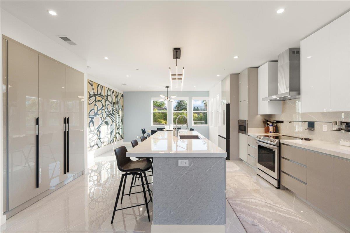 22540 Stevens Creek Boulevard