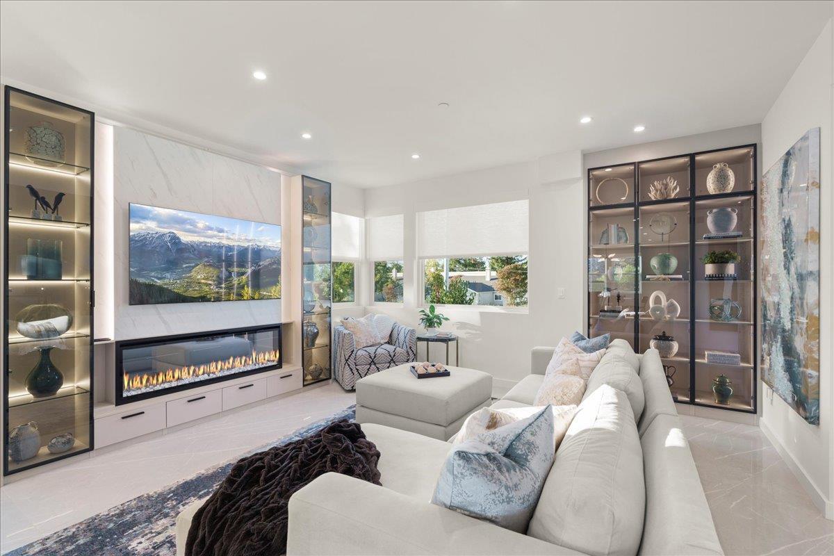 22540 Stevens Creek Boulevard