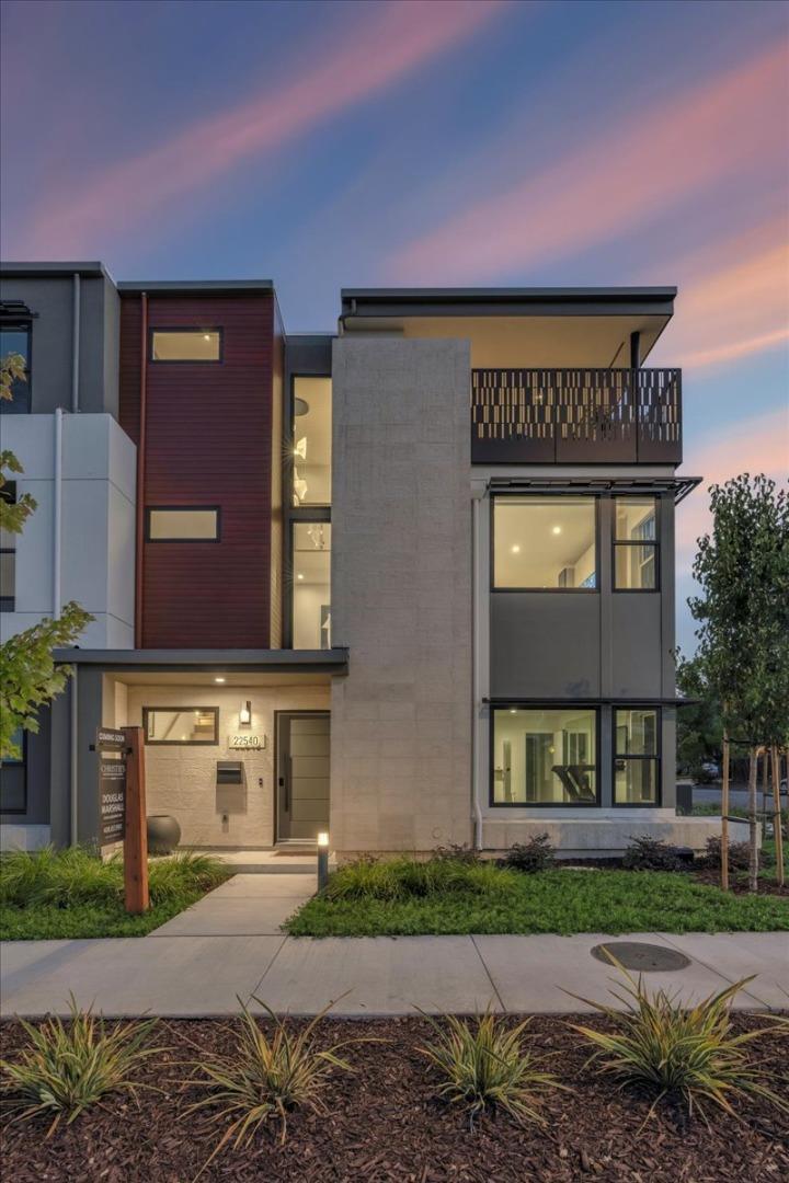 22540 Stevens Creek Boulevard