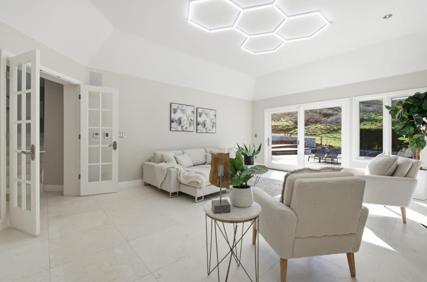 4286 Silver Meadow Court