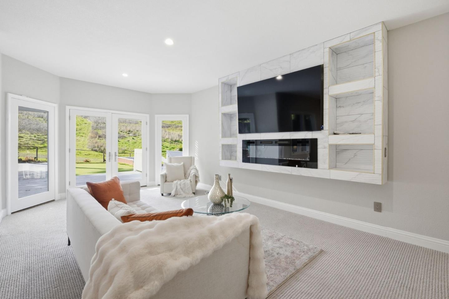 4286 Silver Meadow Court