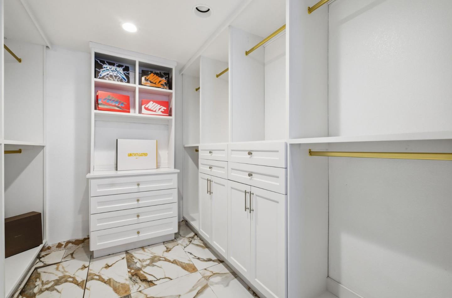 4286 Silver Meadow Court