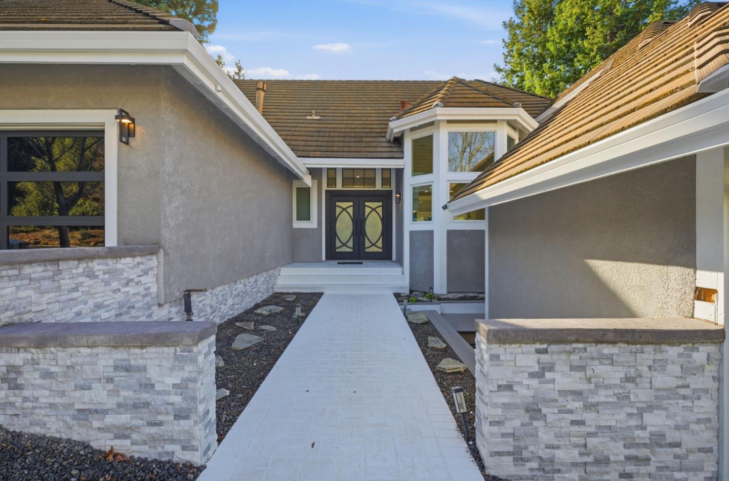 4286 Silver Meadow Court