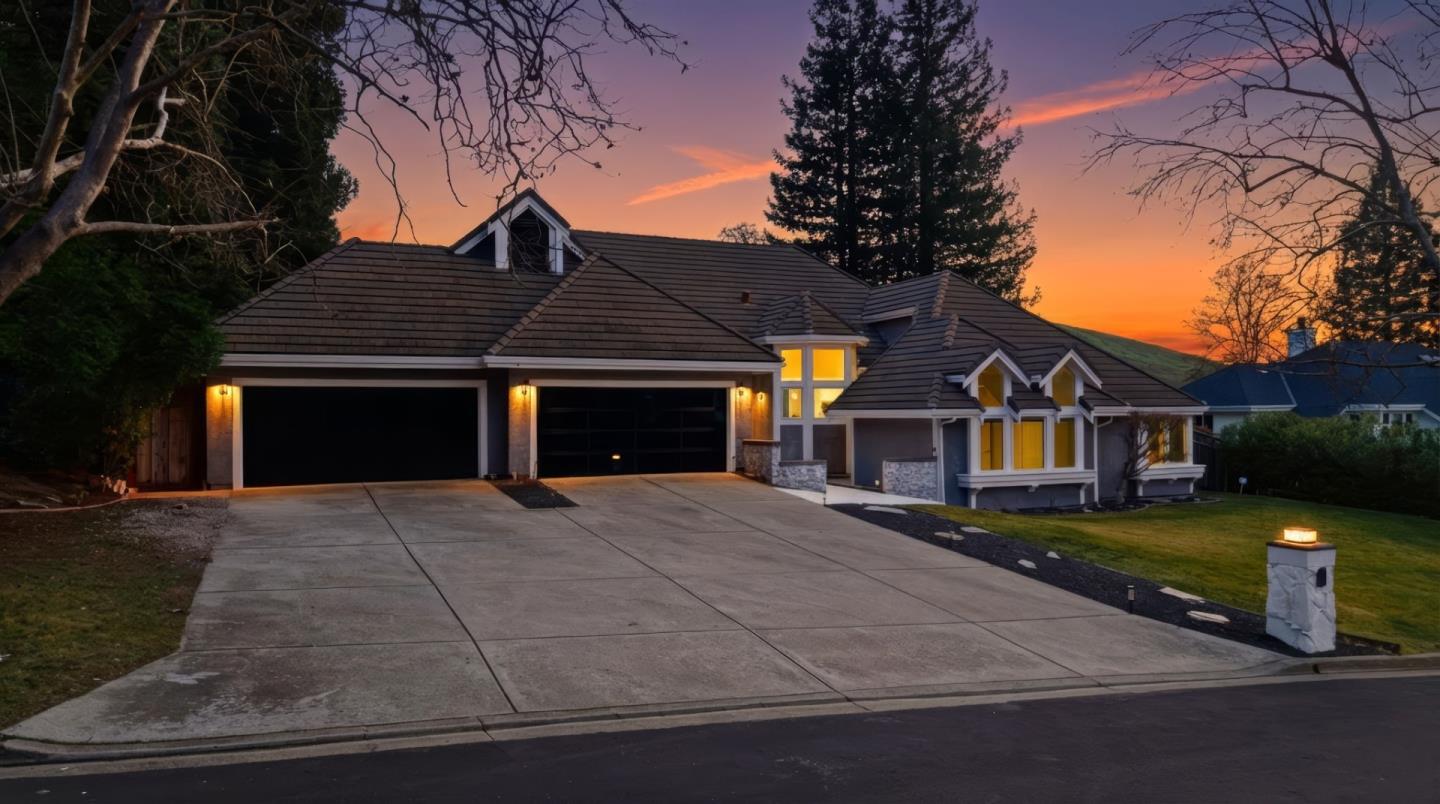 4286 Silver Meadow Court