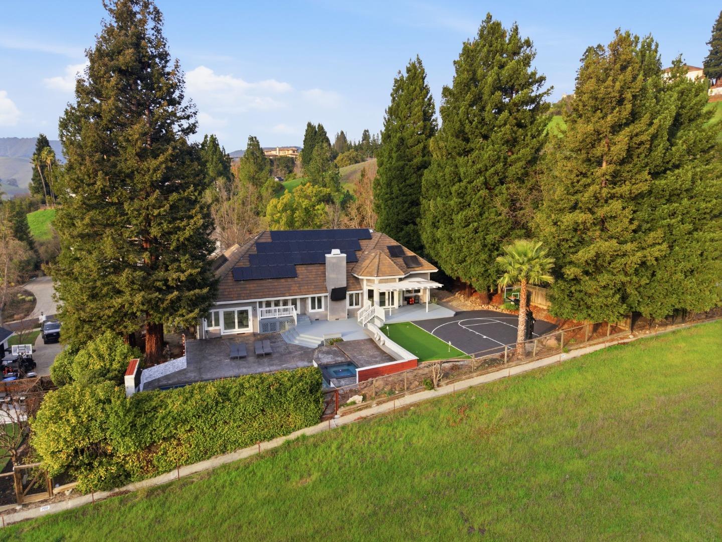 4286 Silver Meadow Court