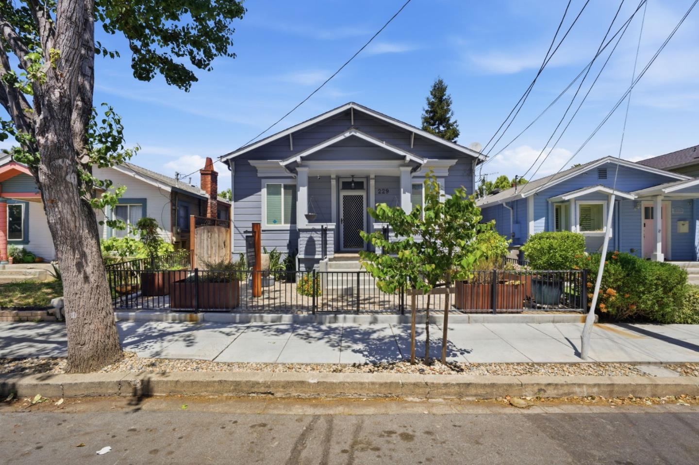 229 Washington Street