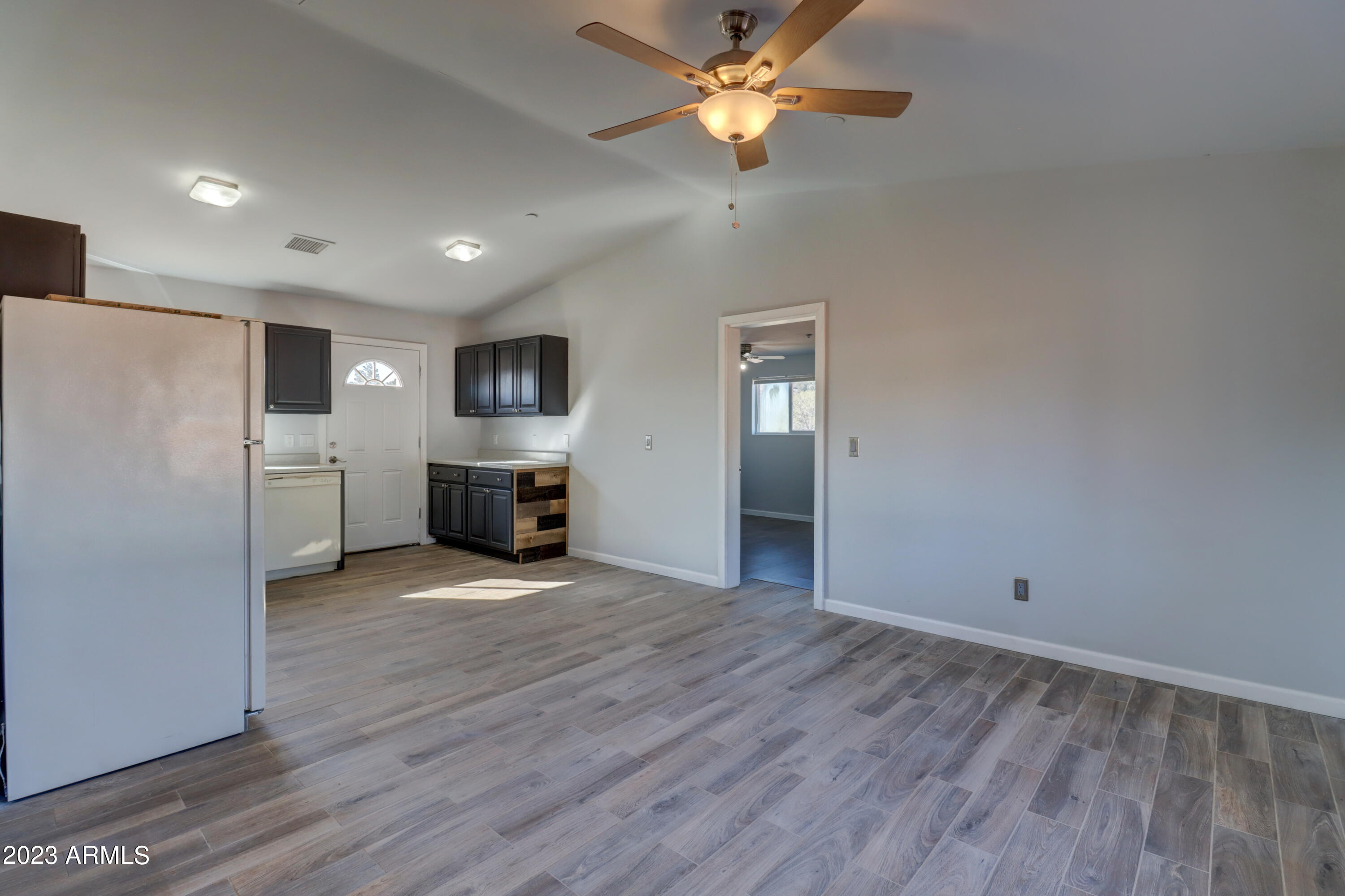 185 Mockingbird Lane