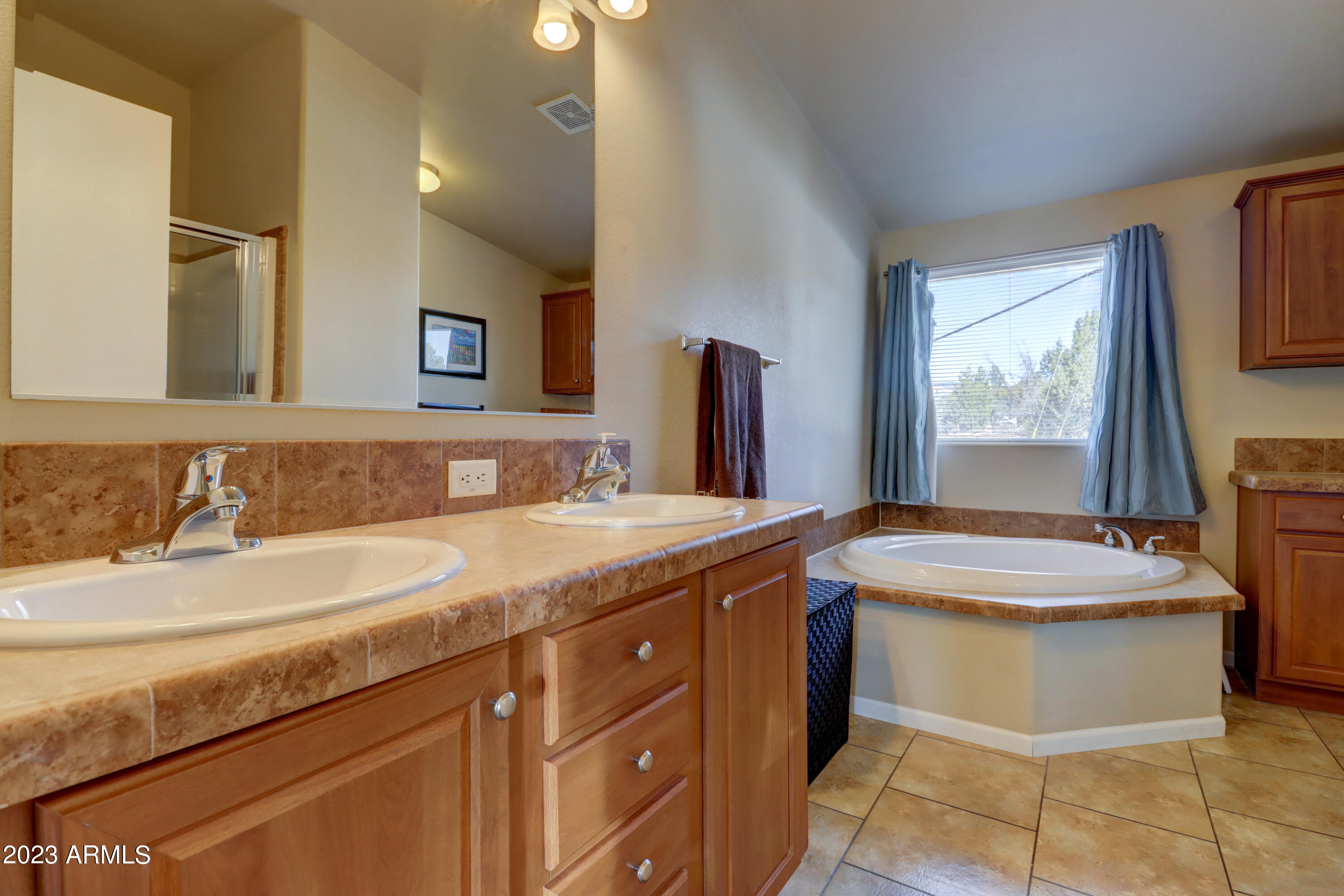 185 Mockingbird Lane