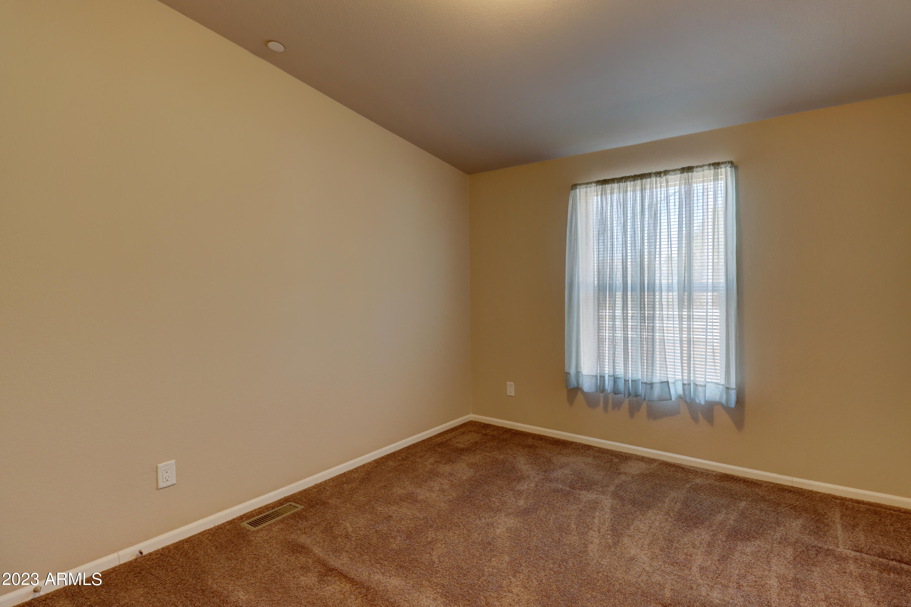 185 Mockingbird Lane