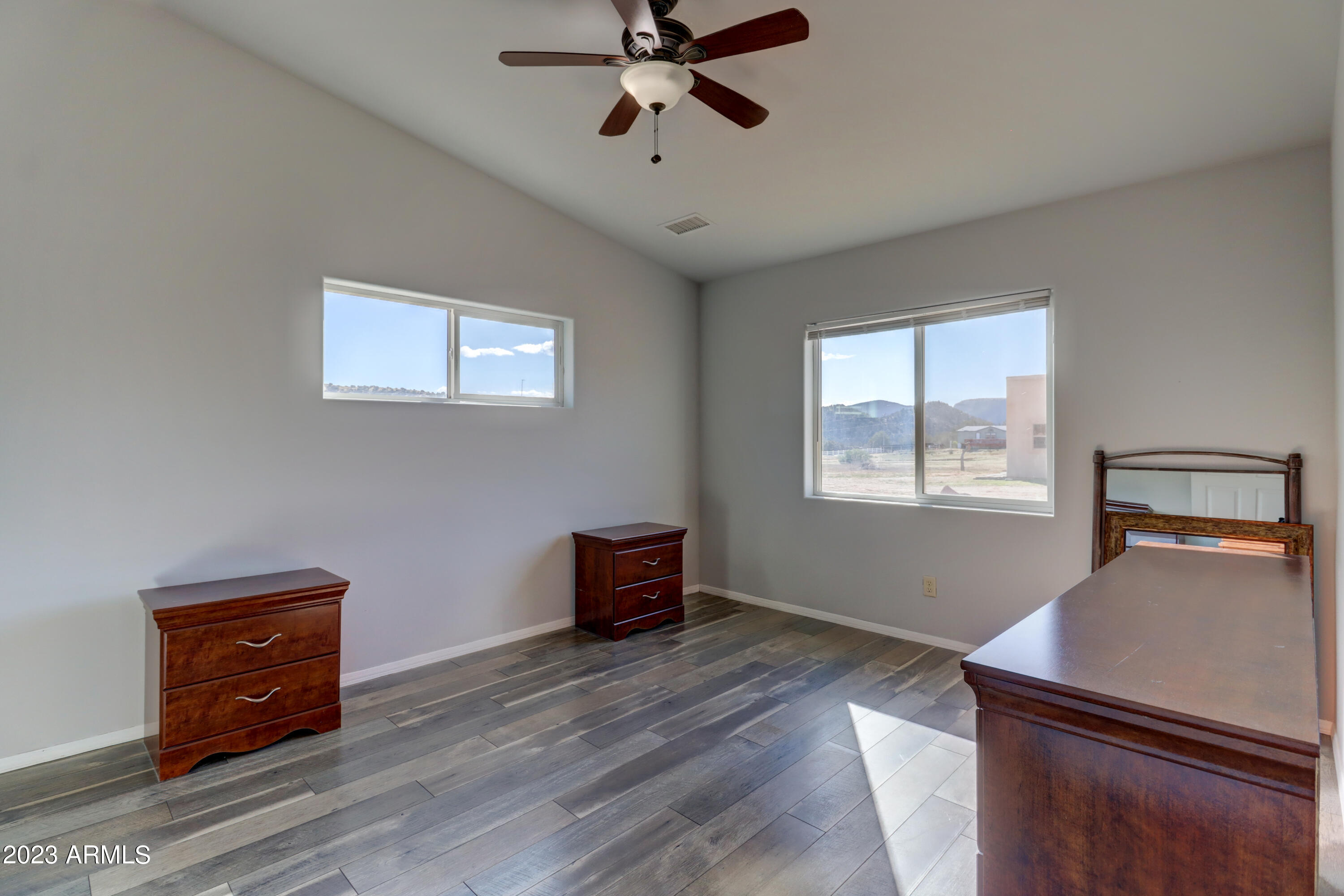 185 Mockingbird Lane