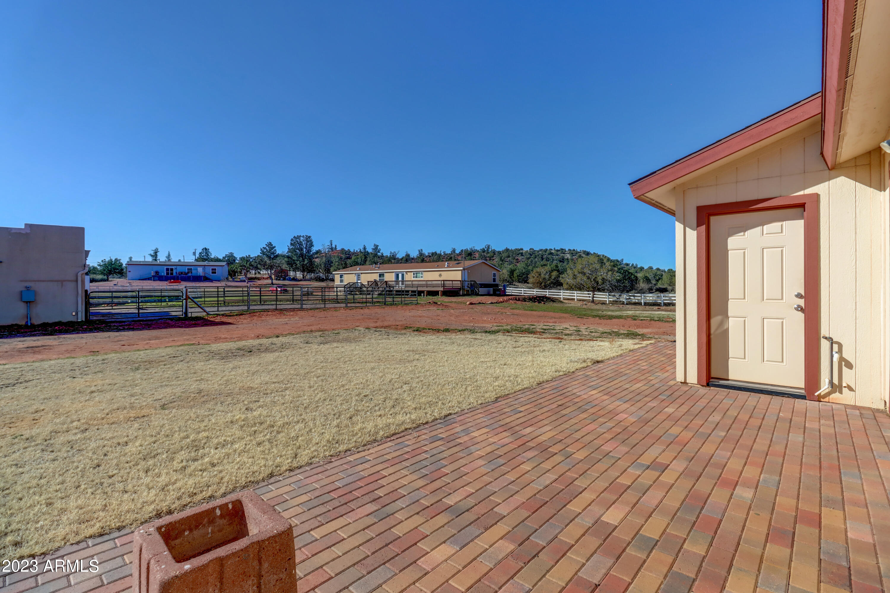 185 Mockingbird Lane