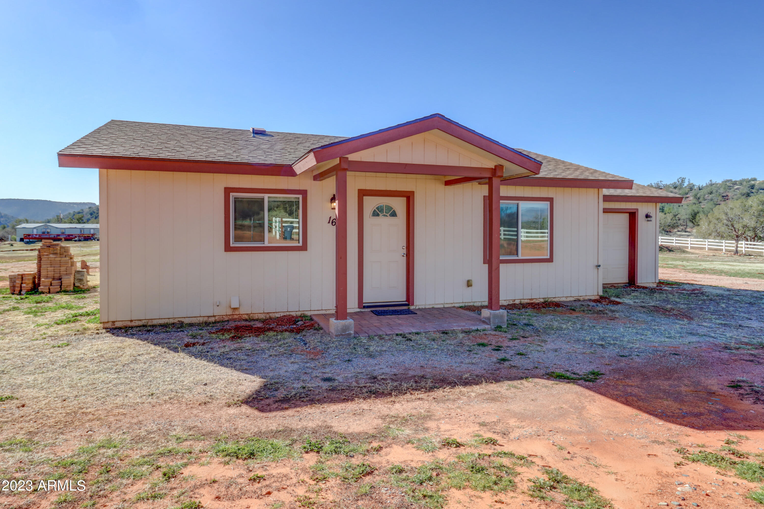 185 Mockingbird Lane