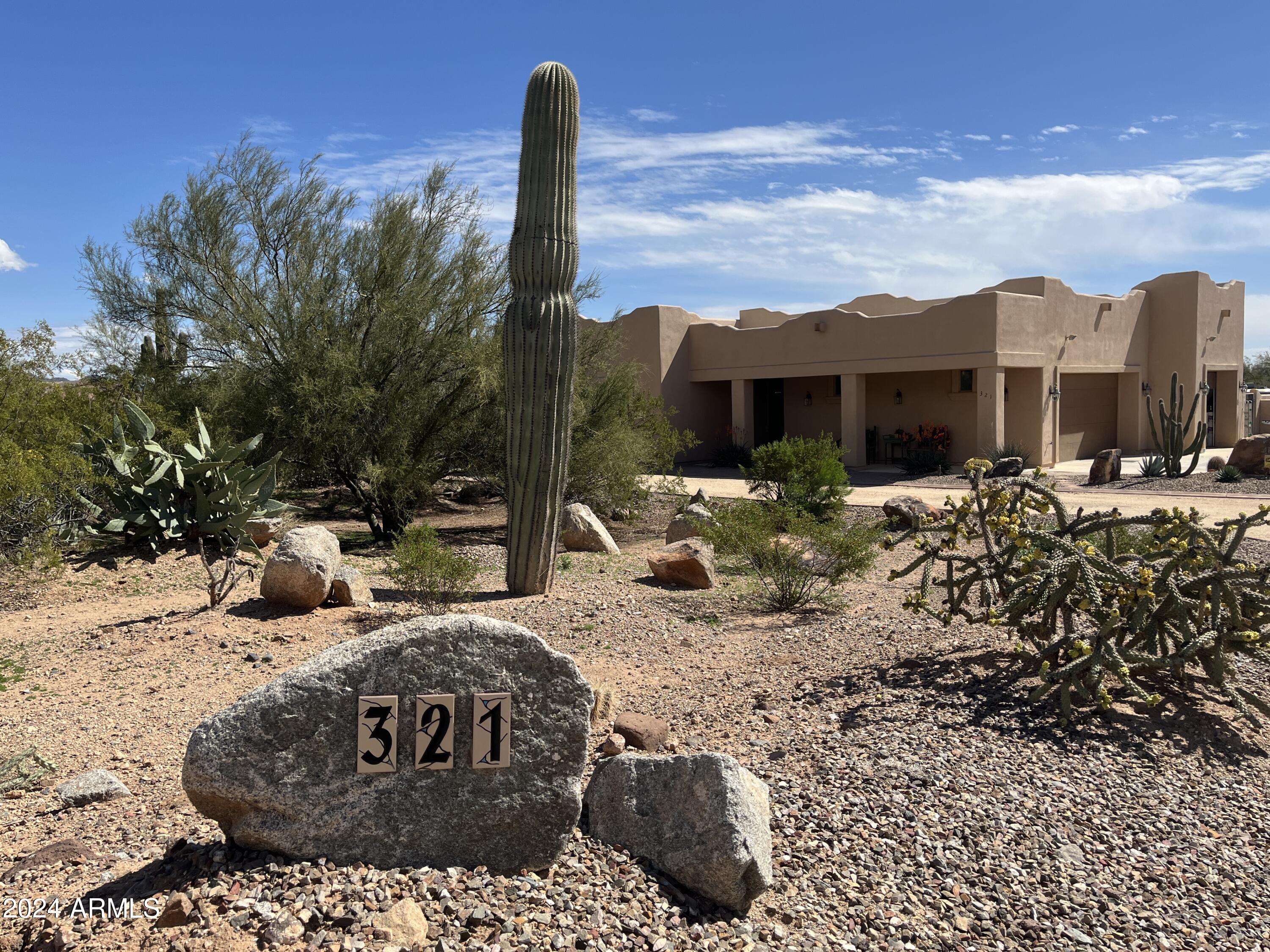 321 W SADDLE MOUNTAIN Road